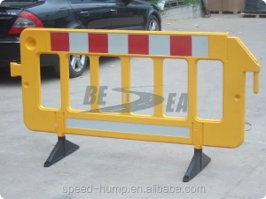 Very Cheap Orange or Yellow High Density Polythene Plastic Pedestrian Crowdn Control Barrier