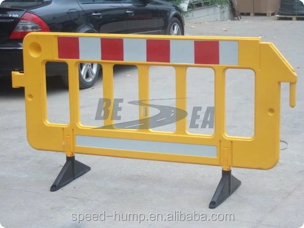 Very Cheap Orange or Yellow High Density Polythene Plastic Pedestrian Crowdn Control Barrier