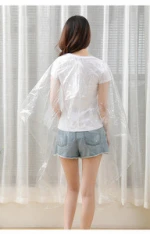 Wholesale Disposable Hairdressing Transparent Shawl Disposable Transparent Fabric Hair Salon Hairdressing Tools