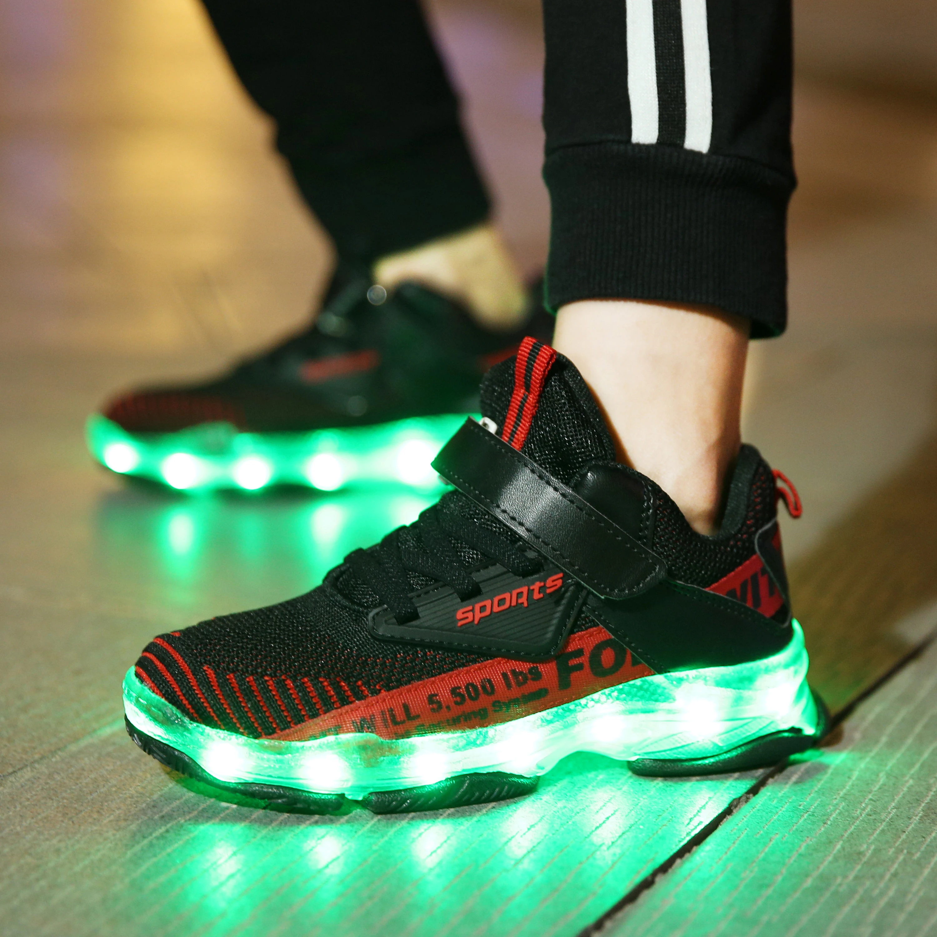 Wholesale Festivals Party dance luminous USB charger kids sneaker LED Girls kids light up shoes