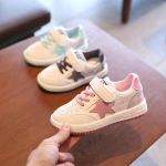 Wholesale kids shoes fashion star design soft rubber sole casual children shoes