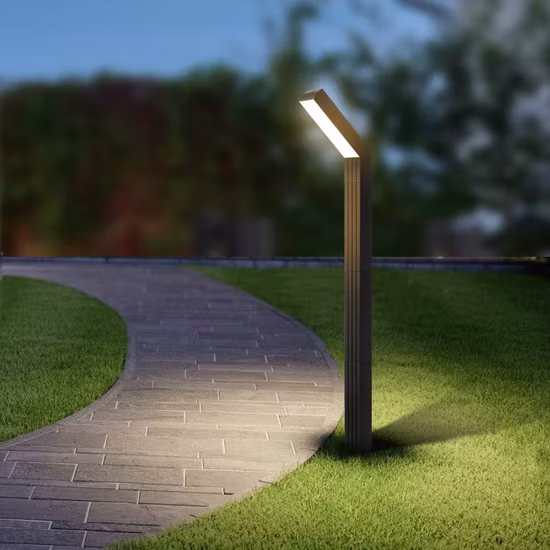Yaye 25 Years Solar Factory ABS 20W Waterproof IP65 Solar Lawn Garden Pathway Courtyard Light 1000PCS Stock 3 Years Warranty Lithium Battery