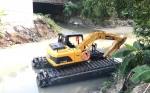 YUCHAI YC135S Construction Machinery Amphibious Excavator