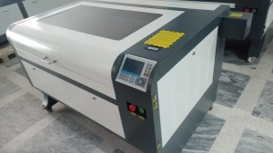 Laser Cutting / Engraving Machine 2x3 Feet 100W