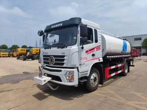 12m3 Dongfeng Howo water tank truck water tanker with powerful fog cannon