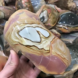 Cheap price natural rough ocean quartz gem stone crystal specimen for wholesale