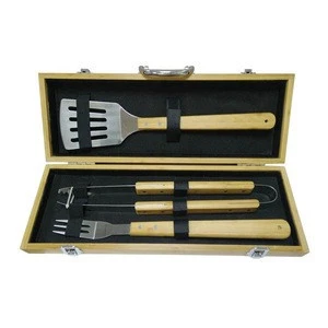 High quality 3pcs BBQ grill tools set with bamboo portable box BBQ set tools with bamboo handle
