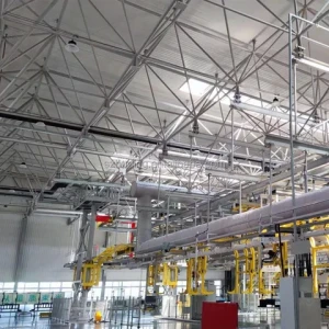 Hot air duct ventilation for car plant