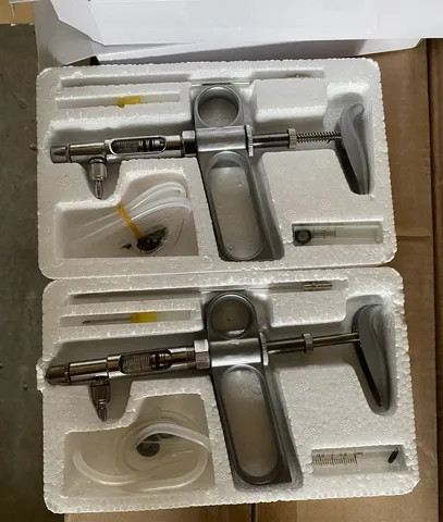 Adjustable Continuous Syringe Animal Injector Drench Gun Chicken Duck Pig Cow