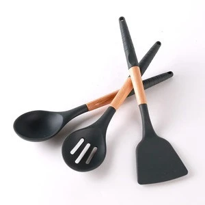 minimalism  design 9 pieces silicone utensils with wooden handle for easy cooking in kitchen