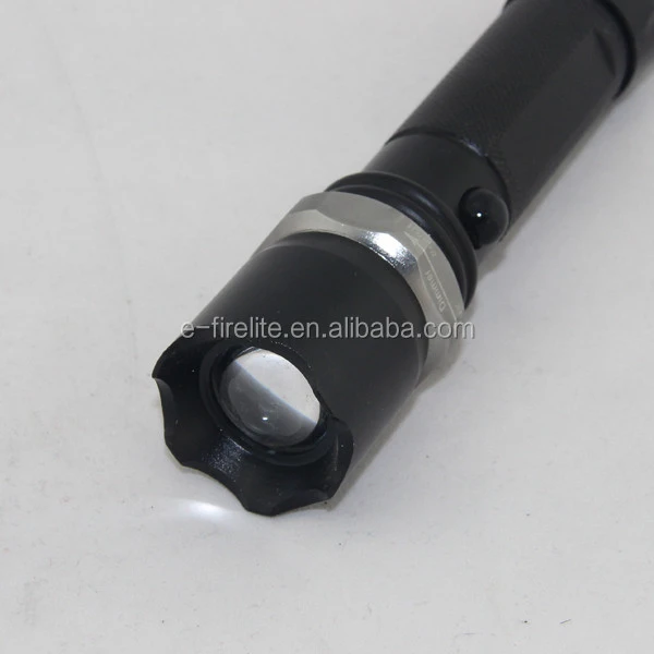 multifunction zoom police flashlight with Emergency Hammer