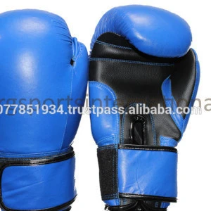 PU Foam Molded Boxing Gloves