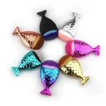 Reasonable & Acceptable Price MRY02 Nylon blue or red fish scales foundation makeup brush fish scale head