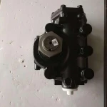 SINOTRUK HOWO truck parts power steering gear WG9716470150