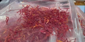 Dried Red Saffron Herbs