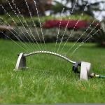 18 Holes Metal Garden Oscillating sprinkler