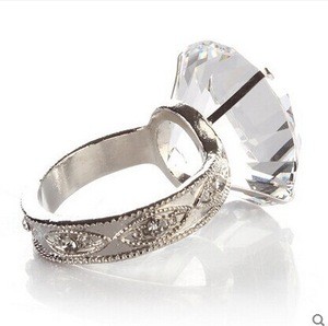 2016 Decorative Diamond Crystal Napkin Ring For Wedding