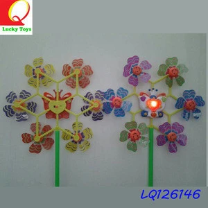 2018 hot sale toy kids multi-style different types of windmill with diy light