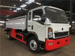 4x2 HOWO light 10000 liters hino fuel tanker truck