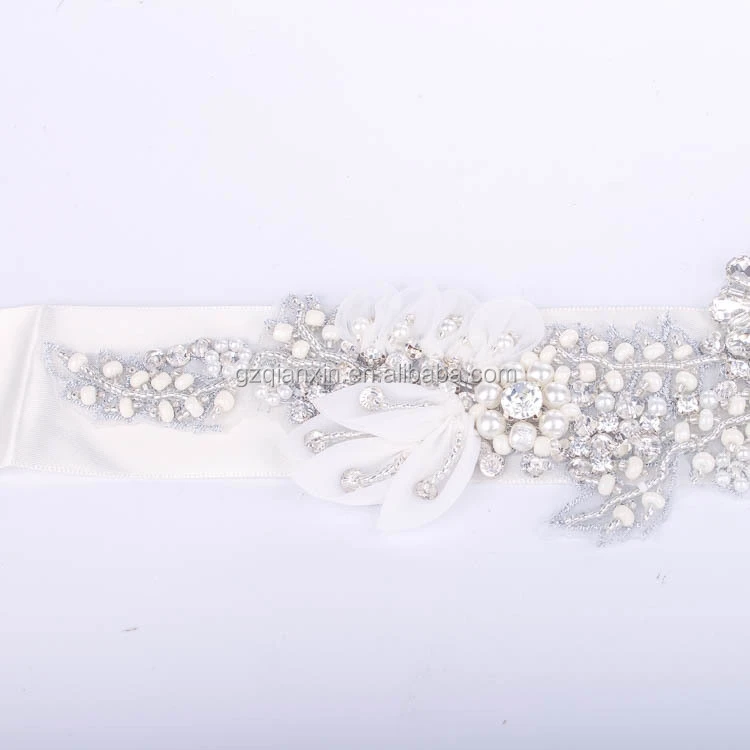 Delicate 3D Flower Design Pearl Bead Bridal Sash And Rhinestone Plastic Bead Belts