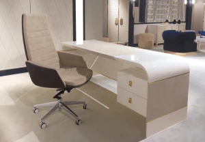 Desk Luxury White Desk Table Desk Lacquer Steamline Nubuk Gold Deco Villa Home Office Apartment Office Set Handmade Italy