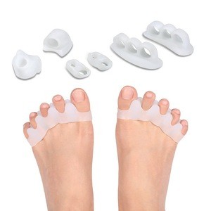 New design on online comfortable foot toe spacers silicone separator gel toe separators bunion corrector
