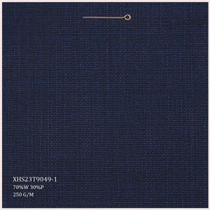 New RTS Luxury Italian Suiting Fabric Blend Organic Worsted Merino Wool Polyester Fabric for Man Suits