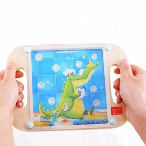 TOI Board Game Crocodile Educational Wooden Kids Toy Game For Children