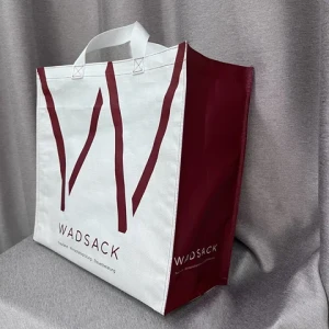 Waterproof Reusable Polypropylene Woven Tote Bag Personalized Shopping Bags With Logo