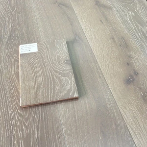 Wire brushed finish white wash color engineered oak wood flooring