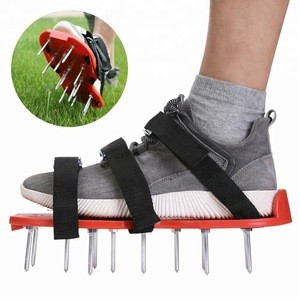5.5cmx13pcs spiked Garden Lawn Aerator Spike Shoes with 3 straps with zinc alloy Buckles