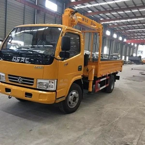 Dongfeng 4x2 straight arm 2 tons mini truck crane