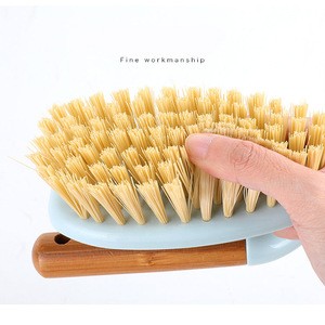 Easy hanging dish pot pan scrubbing flexible dense bamboo hair cleaning brush with solid wooden handle