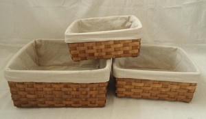 Hiyi Handmade Natural Wood Chip Bread Basket with Liner Storage Basket Containers Rectangular Boxes