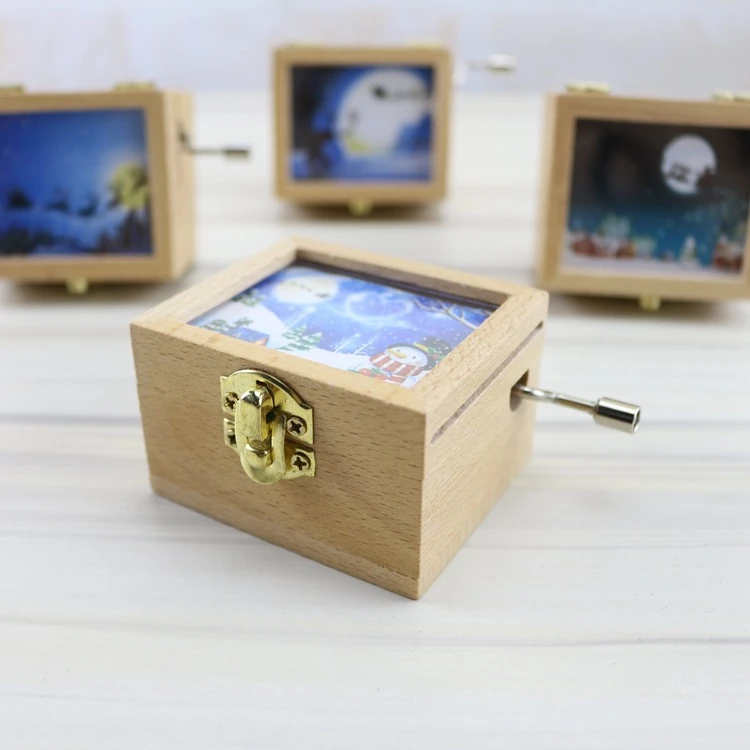 New product can hold small photo Christmas hand music box