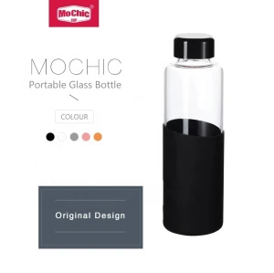 Original Design Outdoor 550Ml Square Lid Pebble Dot Good Grip Silicone Sleeve Crystal Borosilicate Glass Water Bottle