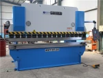 WC67Y 200T CNC press brake machine horizontal hydraulic press brake machine