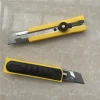 25mm black blade patent cutter knife higher quality crew cut OLFA pattern anti-skidding Max knife