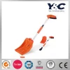 54&#39;&#39; Extendable Snow Shovel with snow brush and ice scraper