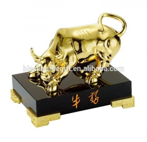 bull figurine good lucky give away souvenir gift
