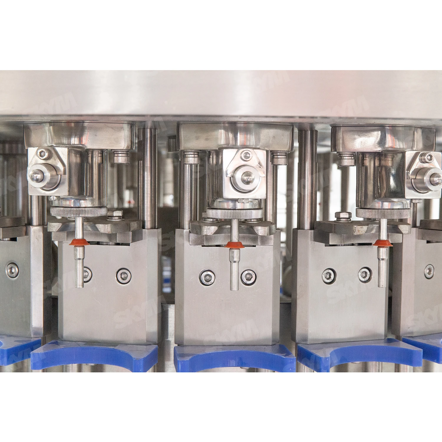 China Good Price SKYM sparking soda water beverage plant line /carbonated soft drink filling machine