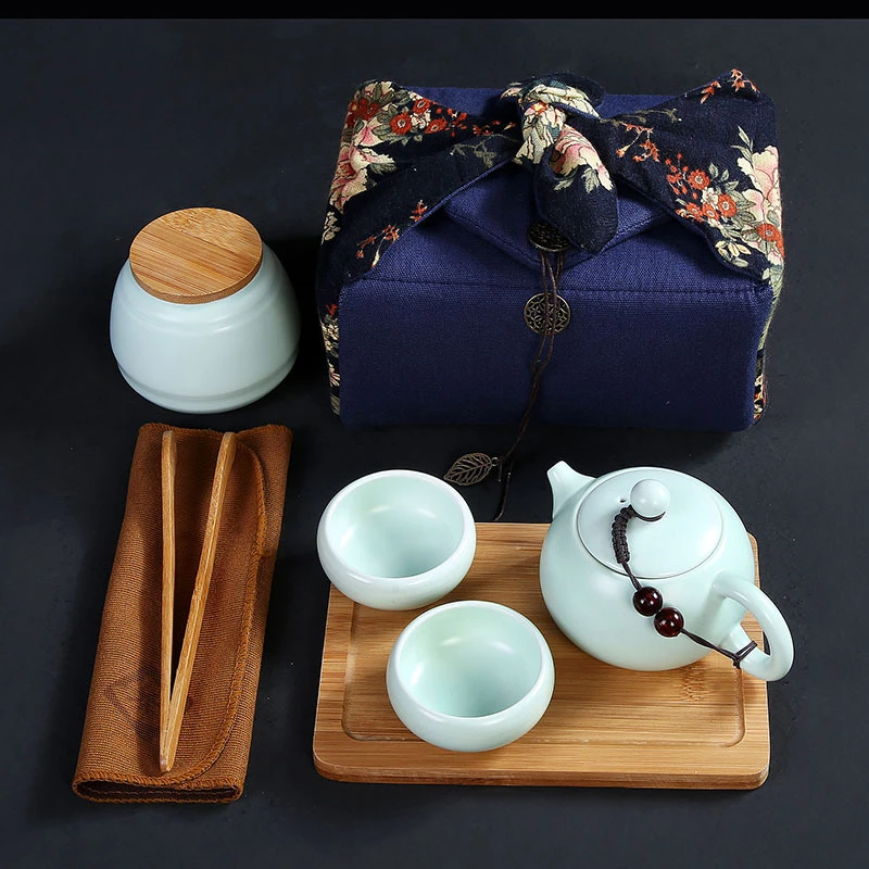 Chinese Portable Travel Tea set Ceramic Kung Fu Tea Pot Including 1 Teapot 2 Teacups 1bag 1 Tray 1 Tea Canister