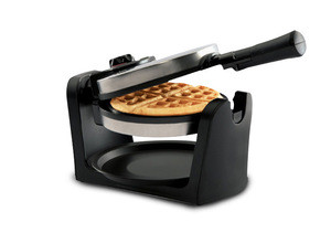 Electric Brotary waffle maker of 1000w with stainless steel housing can be stored vertical and horizontal for EU and USA