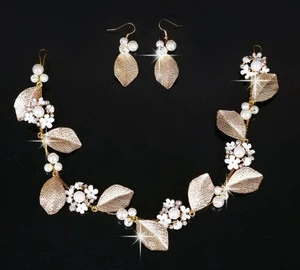 Handmade Bridal Hairpins With Crystals Pearl Wedding hair pin manufacturer golden leaf U shape Hair pins