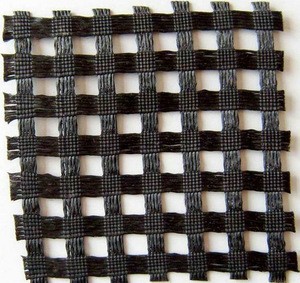 High tensile strength polyester warp knitted geogrid