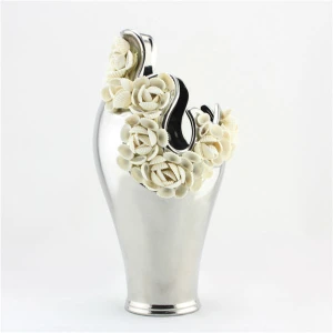 Hot selling ceramic vase, silver vase with shell flower decoration