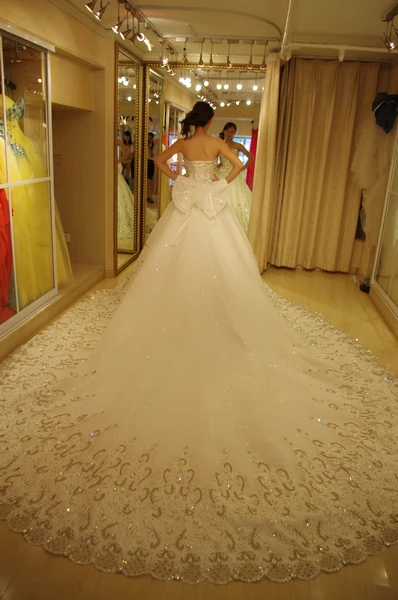 NE012 Luxury Wedding Dresses Bling Sweetheart Organza Royal Train Crystal Diamond Wedding Gowns Plus Size Lace-up Customize