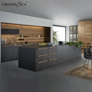 new model luxury solid wood kitchen cabinet in China foshan