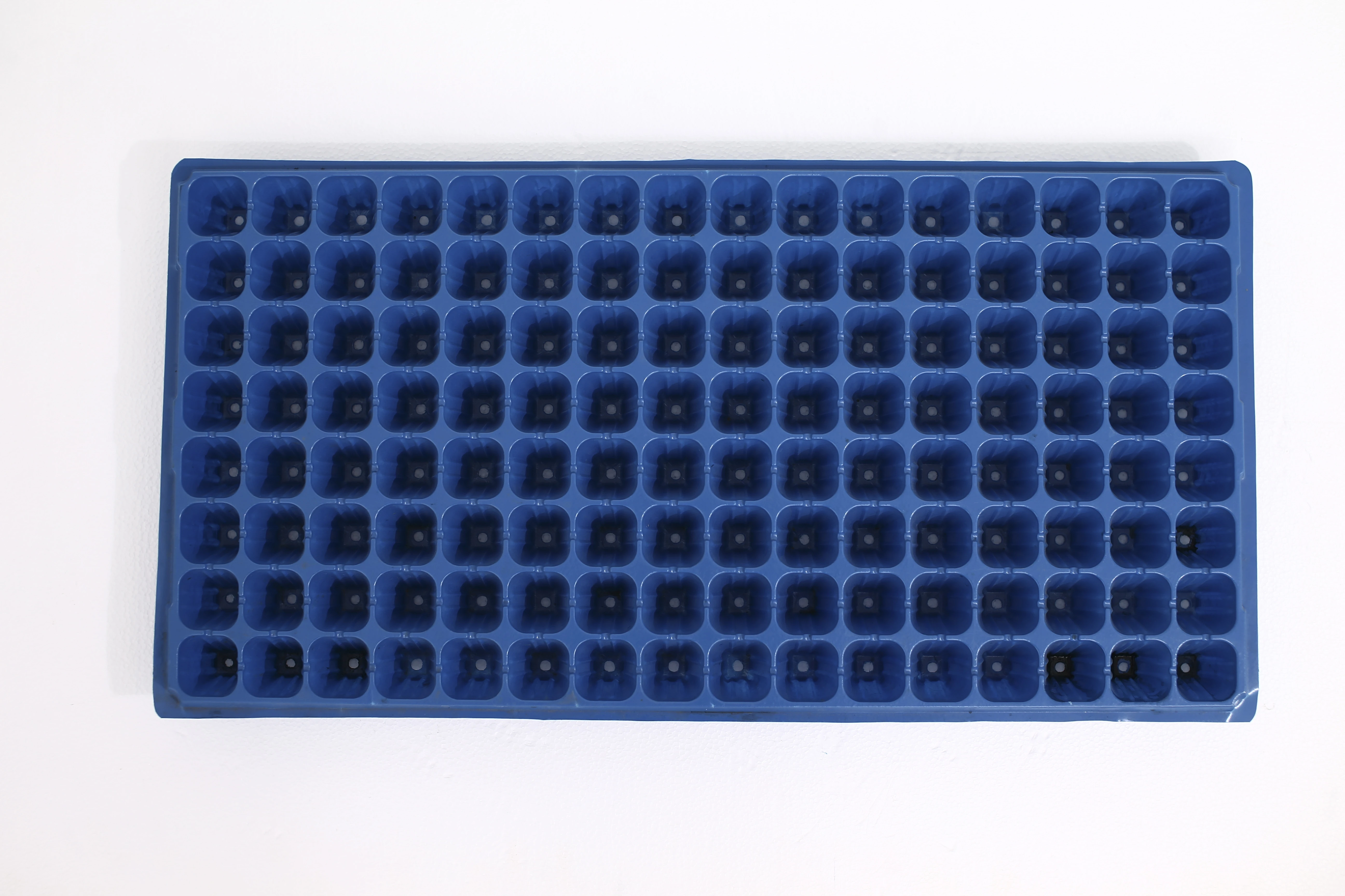 PS seedling tray 128-hole customizable color seedling tray made by Chinese manufacturer Nursery trays