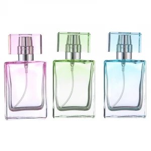 Wholesale 30 ML Square Shape Hot Selling Customized Logo Gradient Refillable Decorative Empty Glass Spray Perfume Bottles